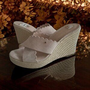 KATE SPADE Light Pink Suede Espadrille Wedges Size 8.5